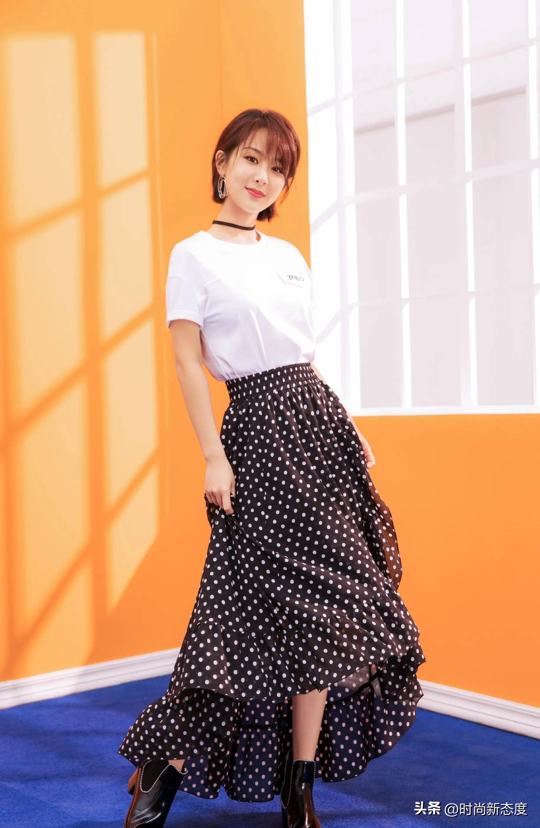 迪丽热巴和杨紫衣品变化_衣品 女明星_明星穿搭进阶之路