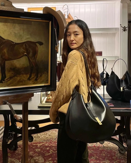 女明星用的包包_Celine Soft 16 bag_Prada Supernova