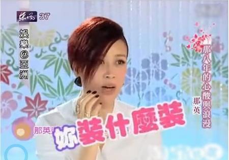 女明星生理缺陷_冯小刚白斑_明星病痛