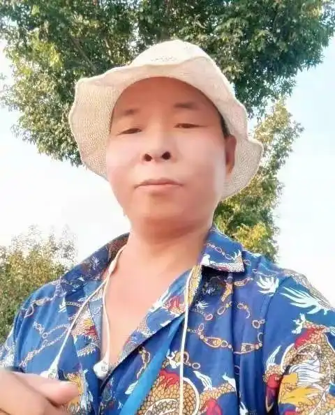 【千万网红回村躺平？别被“小鱼儿”骗了，这才是农村流量的真相】